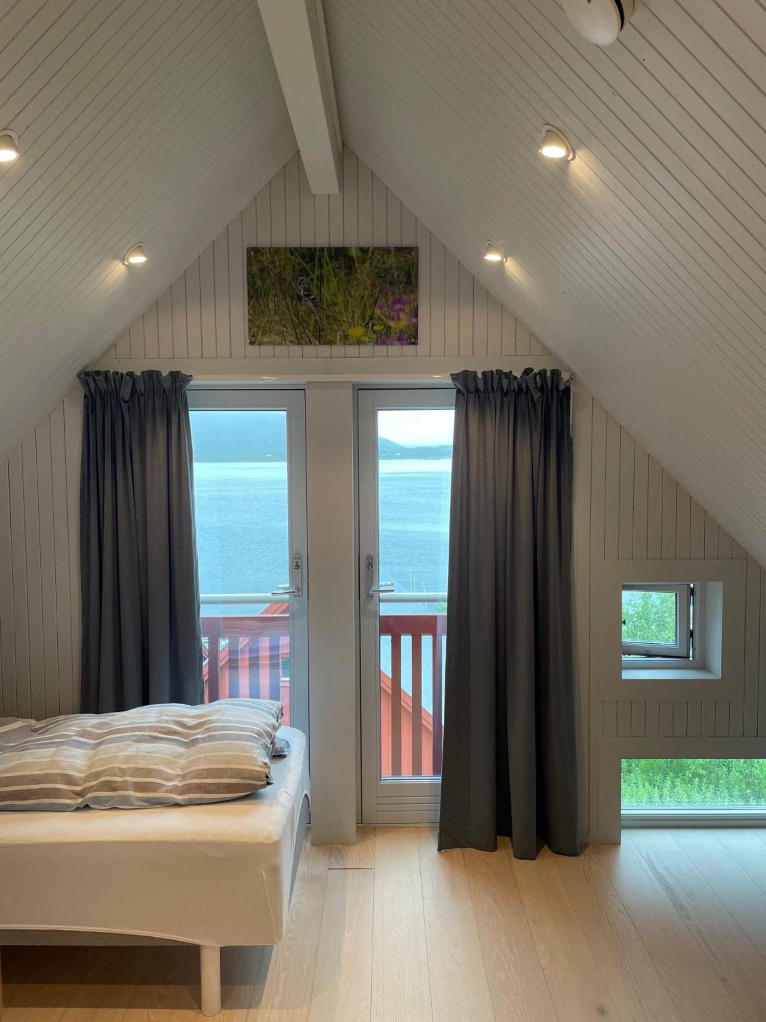Vesteralen Apartment Bo i Vesteralen ภายนอก รูปภาพ
