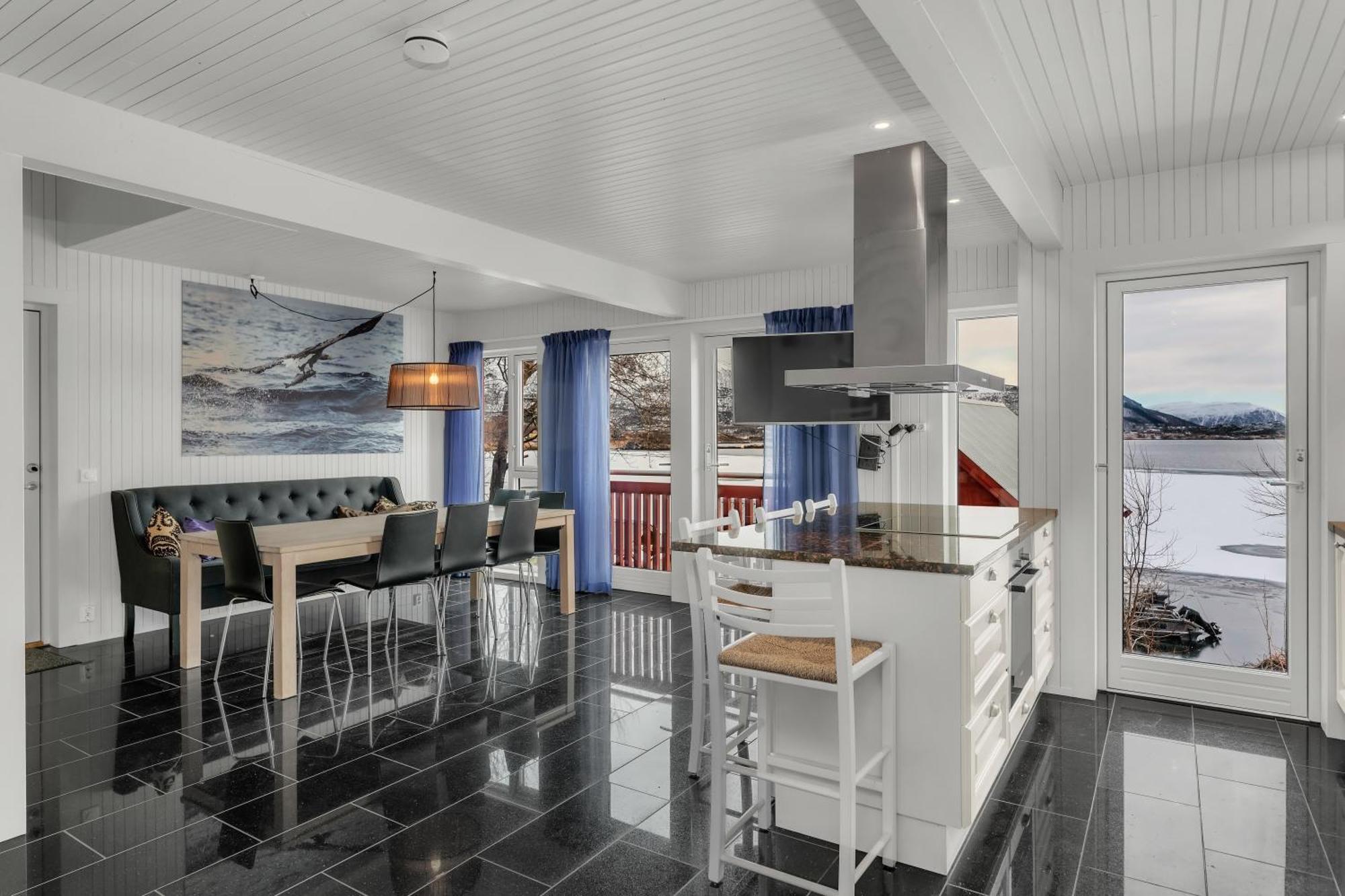 Vesteralen Apartment Bo i Vesteralen ภายนอก รูปภาพ