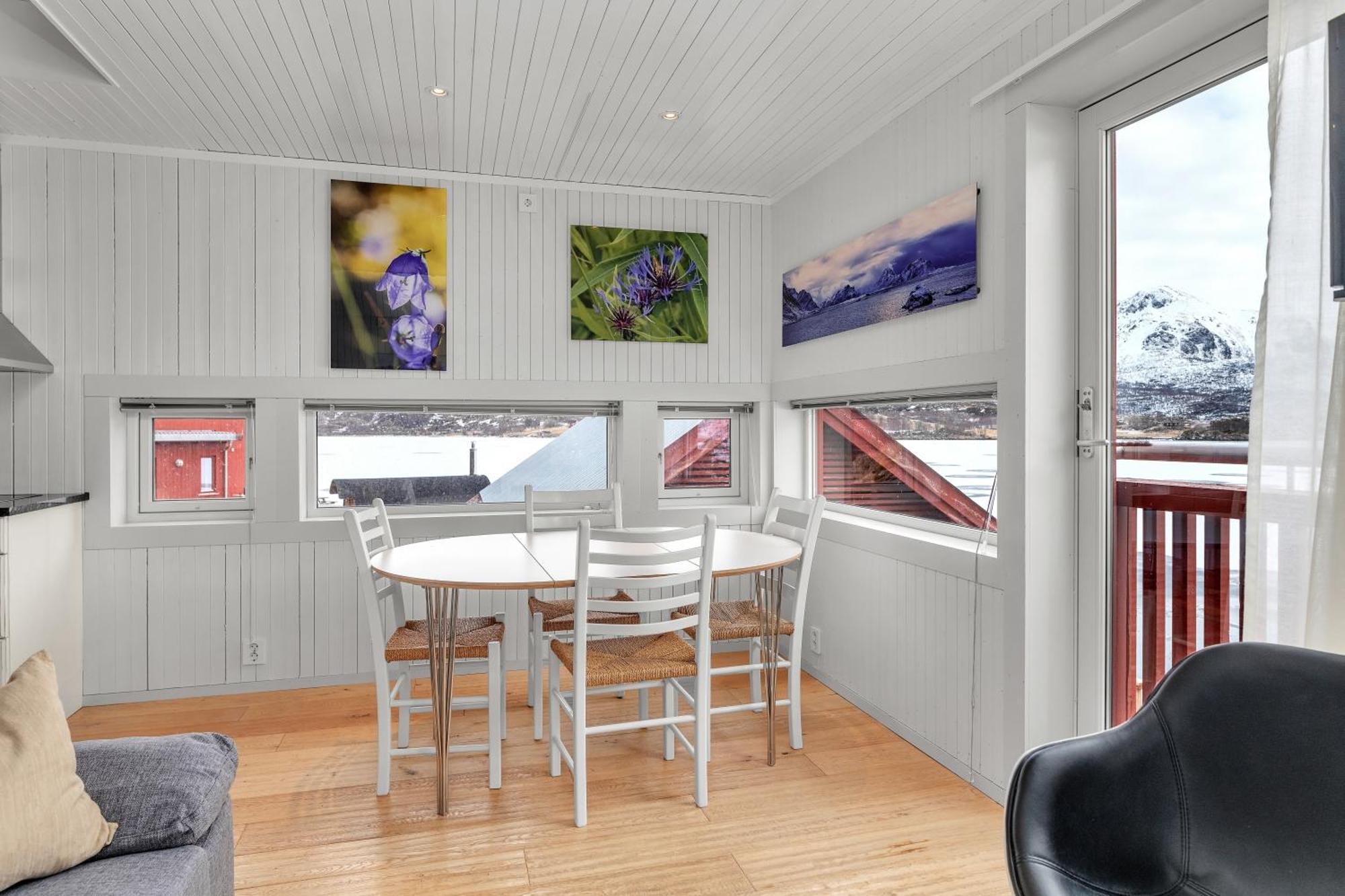 Vesteralen Apartment Bo i Vesteralen ภายนอก รูปภาพ